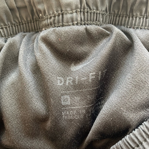 Nike Dri-Fit Shorts - Picture 4 of 4
